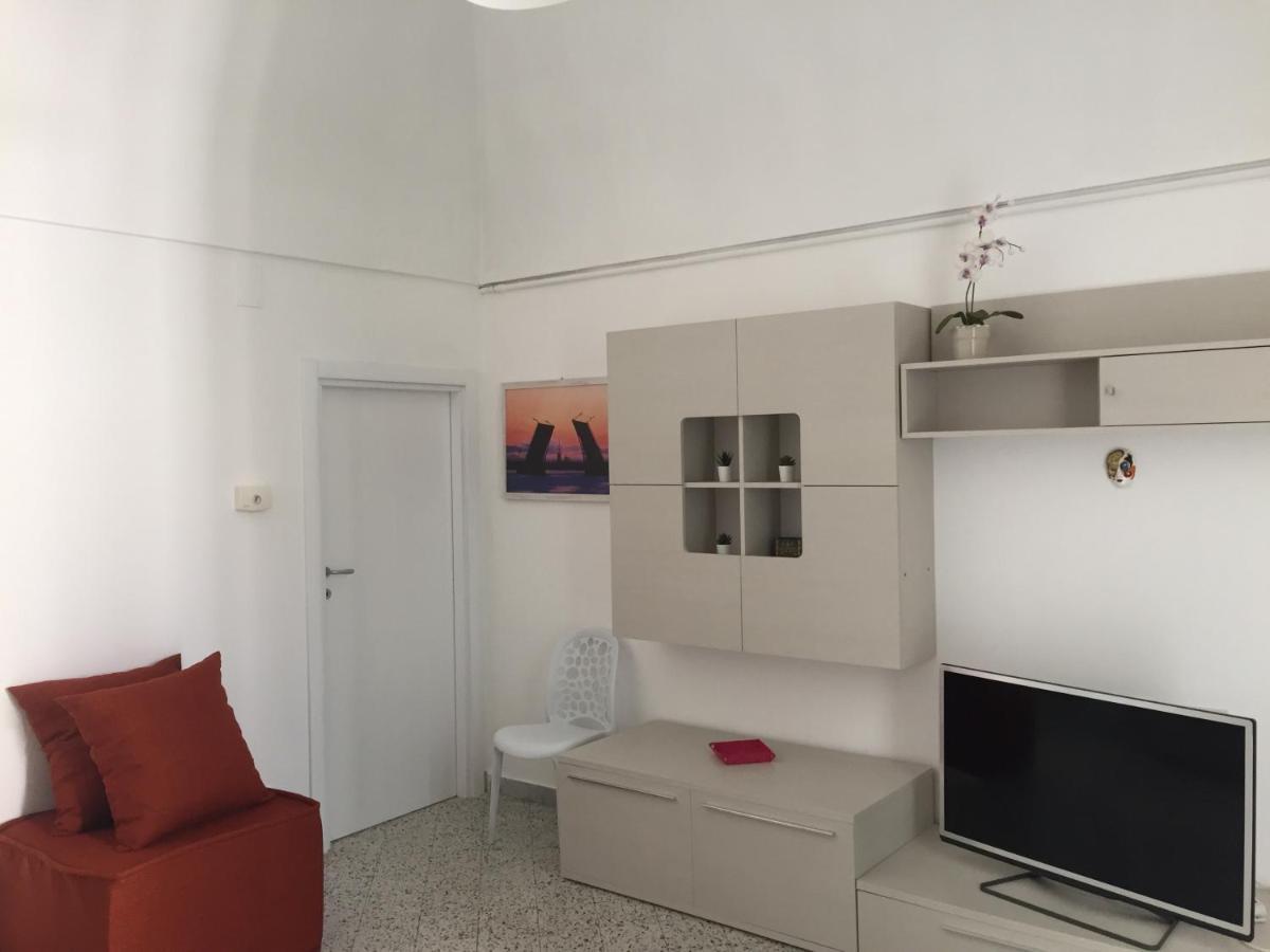 Апартаменты Donna Nina - Via San Martino 62 Монополи Экстерьер фото